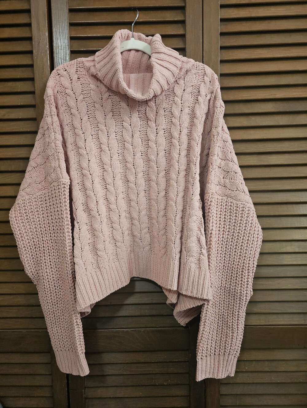 POL Cable Knit Cropped Turtleneck Sweater in Dusty Pink Cozy Chic Size Medium